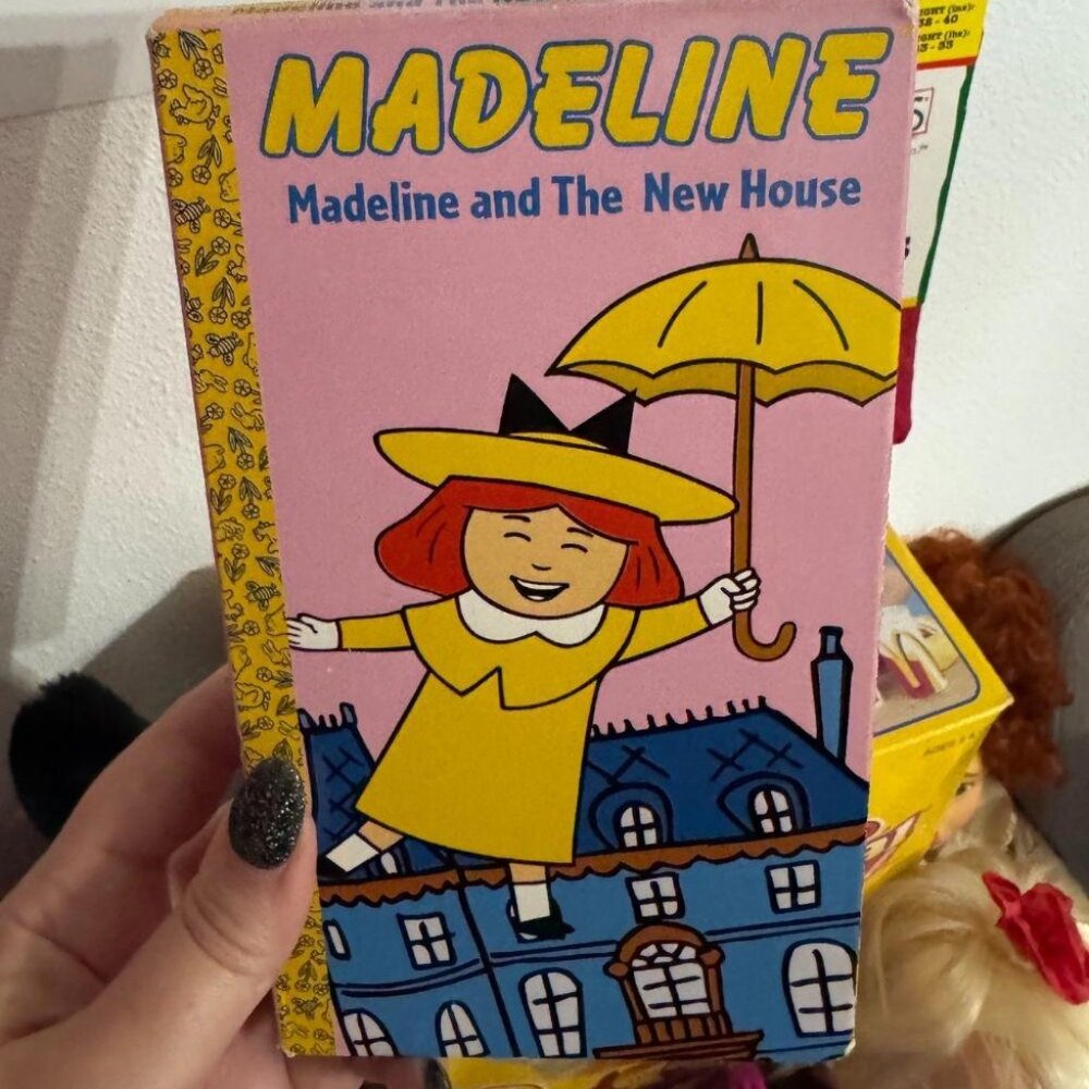 MADELINE AND THE NEW HOUSE VHS